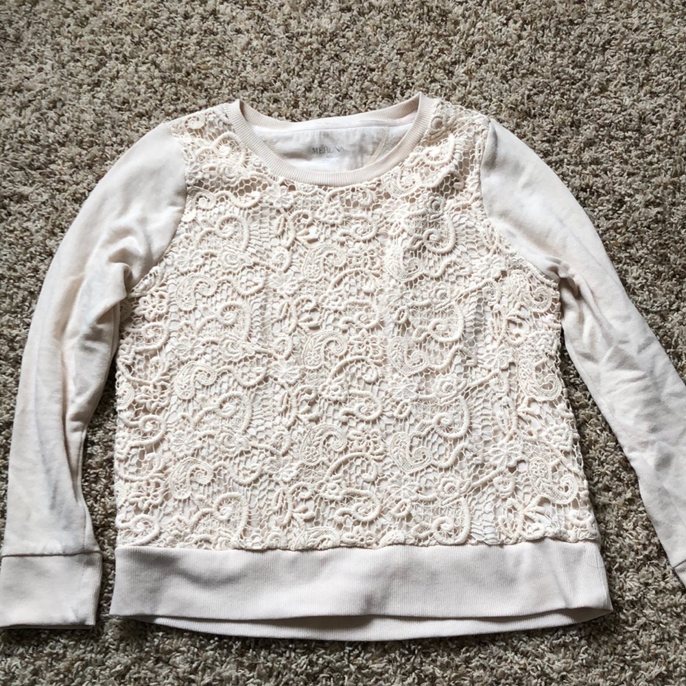 Lightweight lace sweatshirt